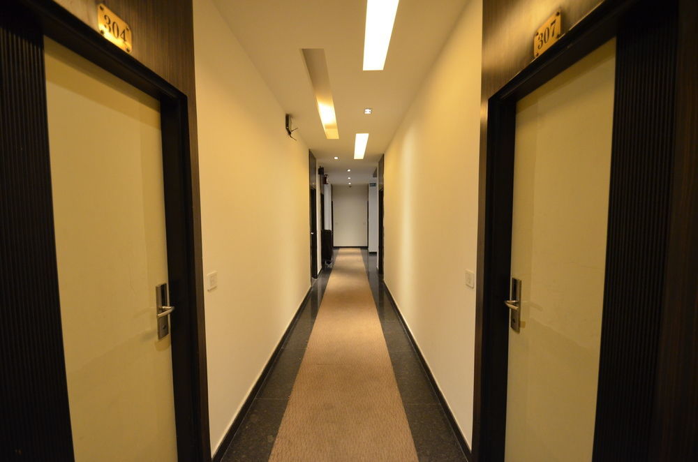 Hotel Metro View Delhi  Eksteriør billede