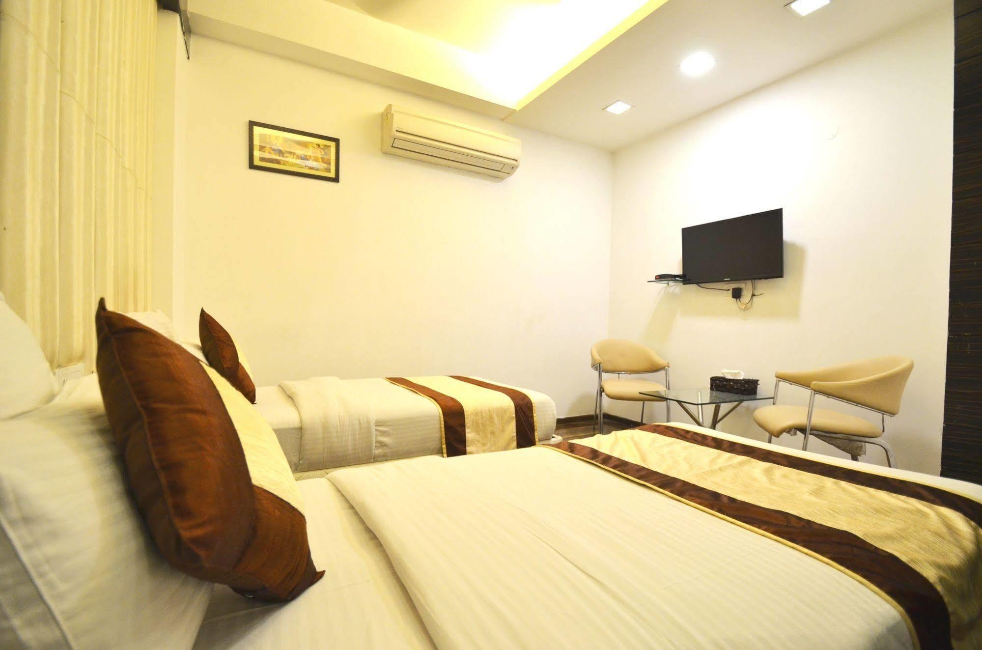 Hotel Metro View Delhi  Eksteriør billede