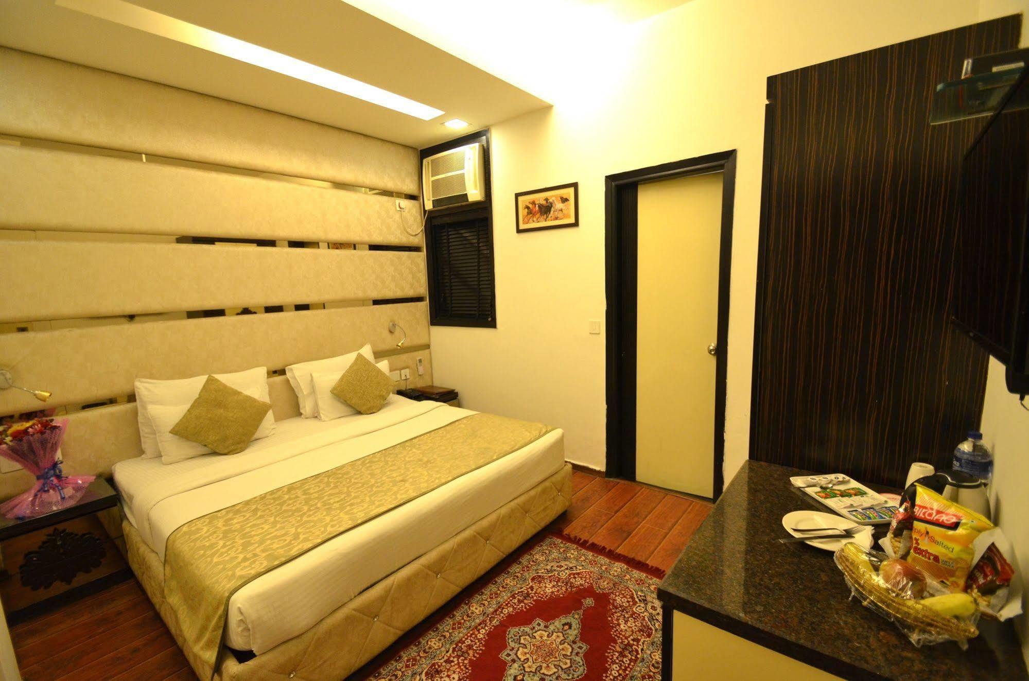 Hotel Metro View Delhi  Eksteriør billede